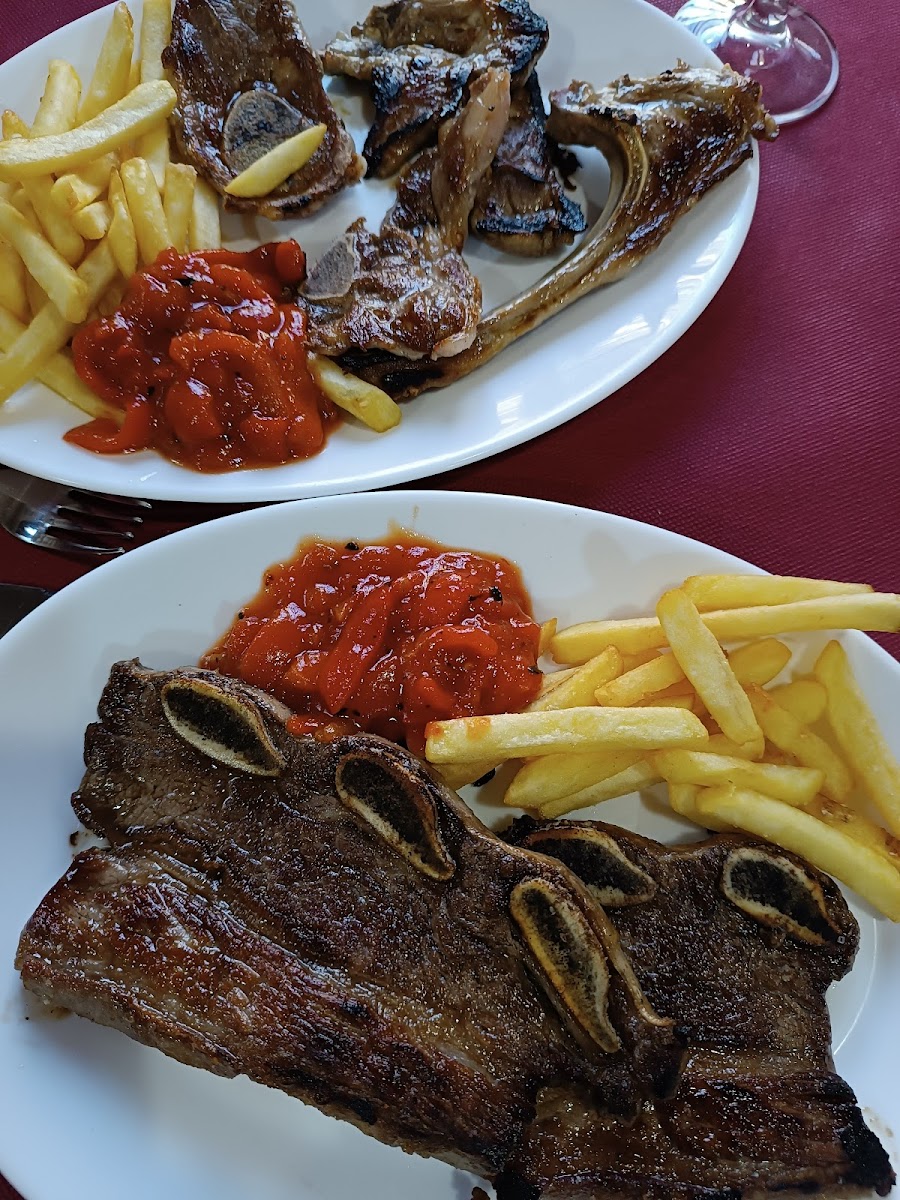 Restaurante Cafetería La Ruta 420-7