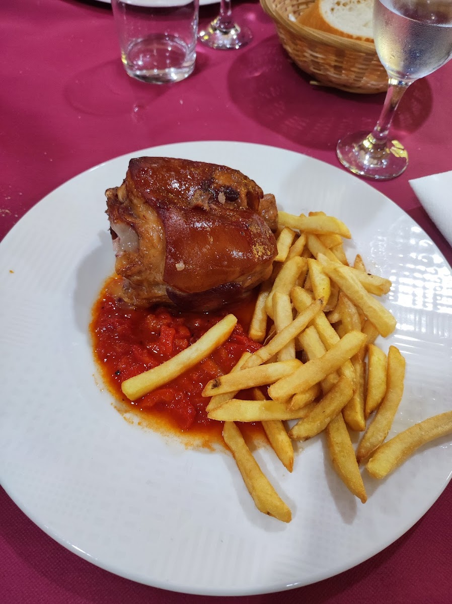 Restaurante Cafetería La Ruta 420-8